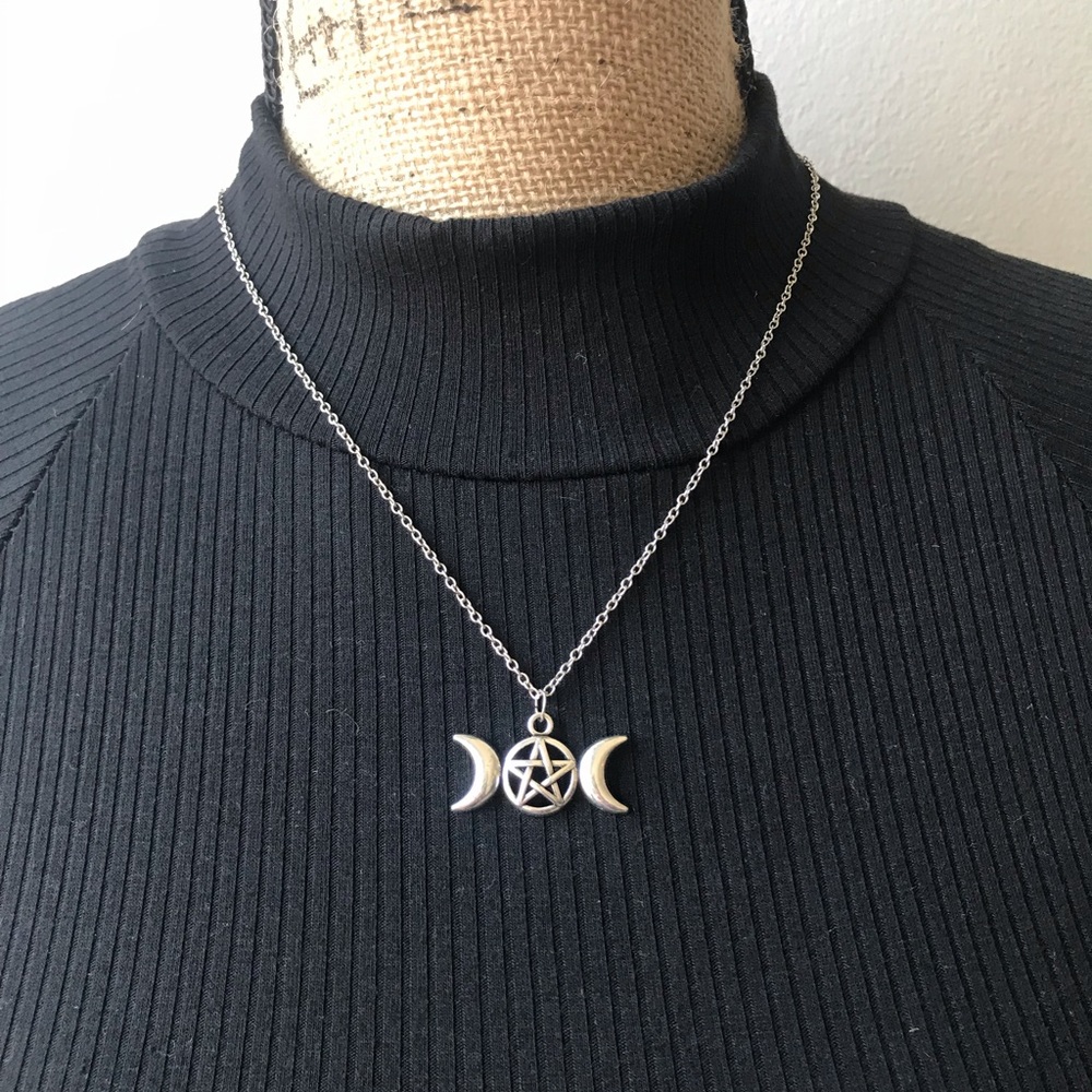 Mini Triple Moon Ncklace